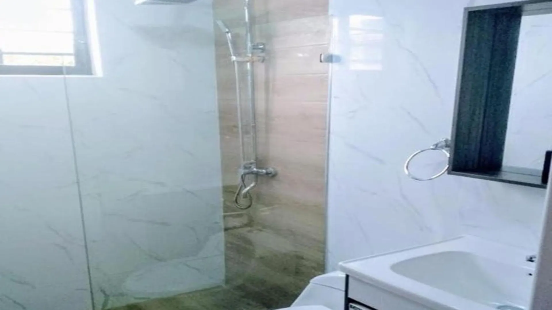 Hermoso Apartamento De Tres Habitaciones La Viva شقة